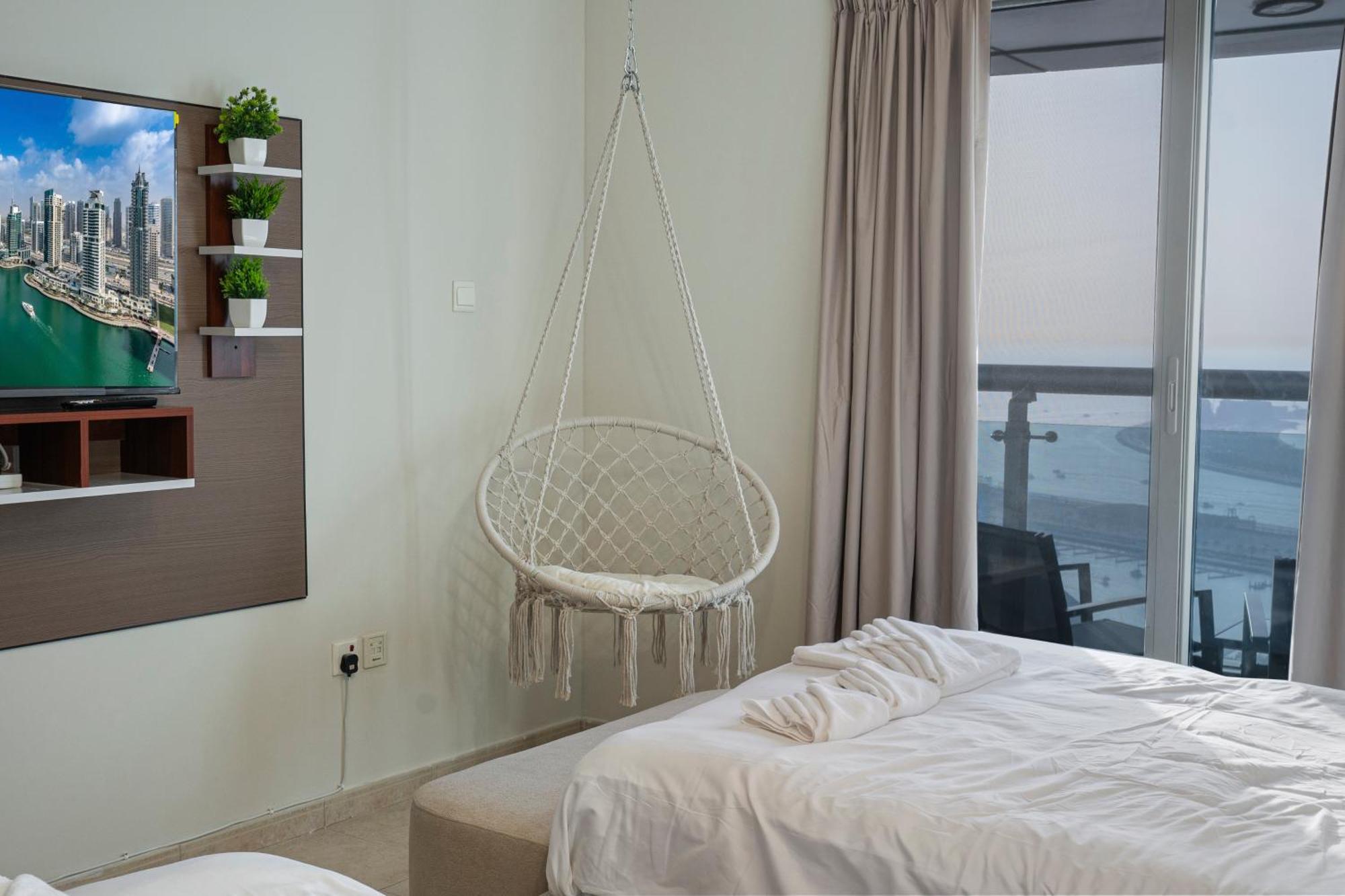 49 - Affordable Fully Serviced 2br Apartment, High Floor, Waterfront, Free Facility Access And Parking